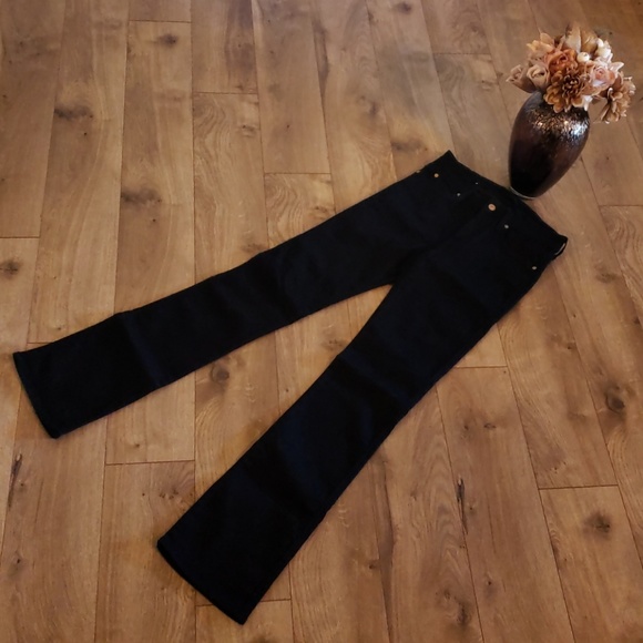 7 for all mankind